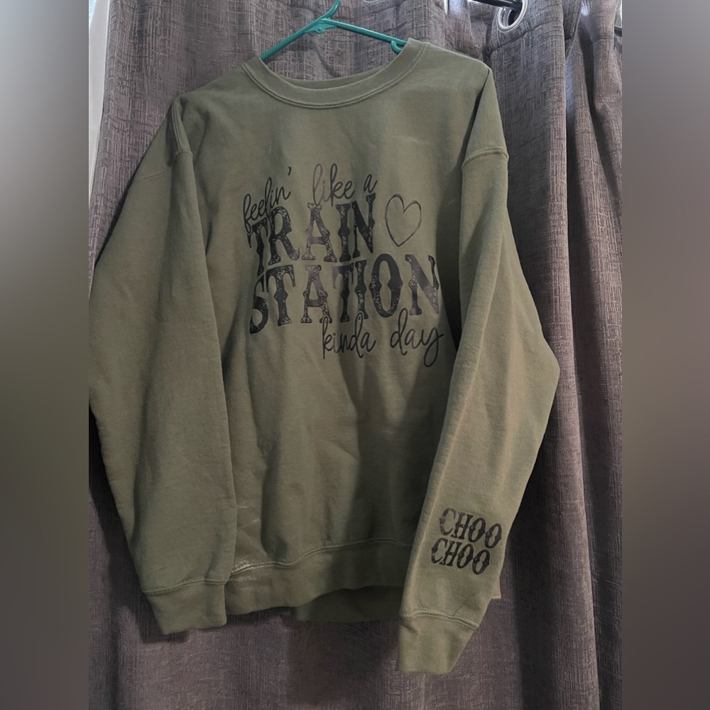 Yellowstone Sweater - Large